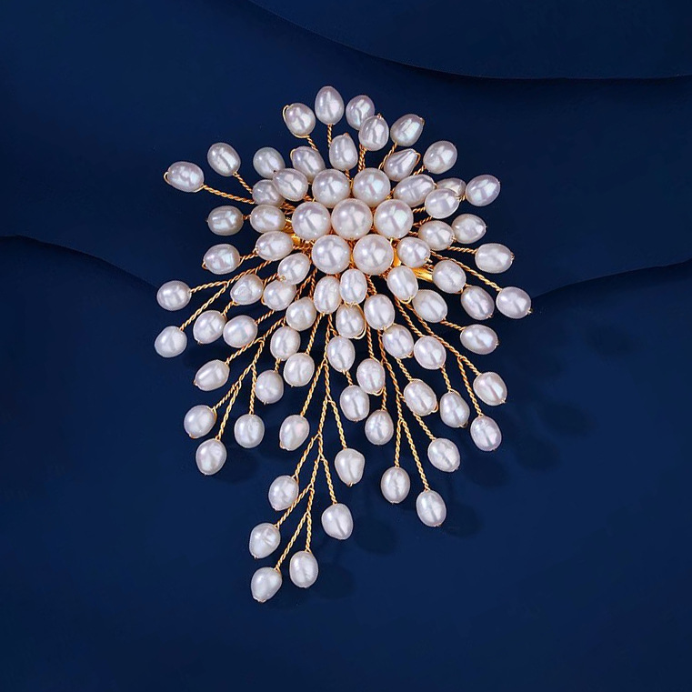 Pearl Woven Flower Brooch For  - đánh giá và giá Women Fashion Designer