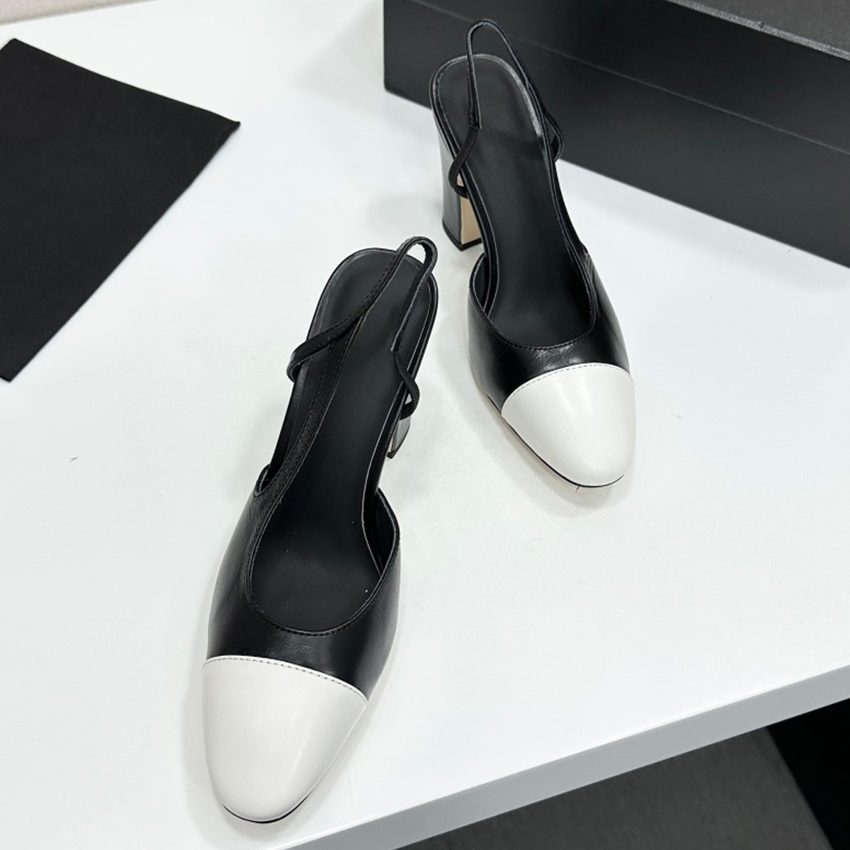 2026 Women's Two-Tone Slingbac - đánh giá và giá Women'S Fashion Footwear